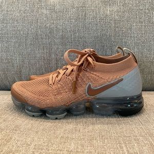 nike womens vapormax rose gold